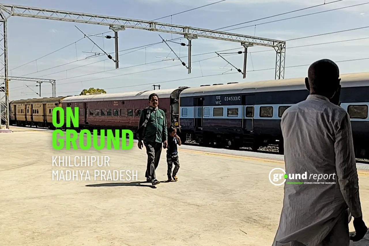 Train arrives first time in Khilchipur 