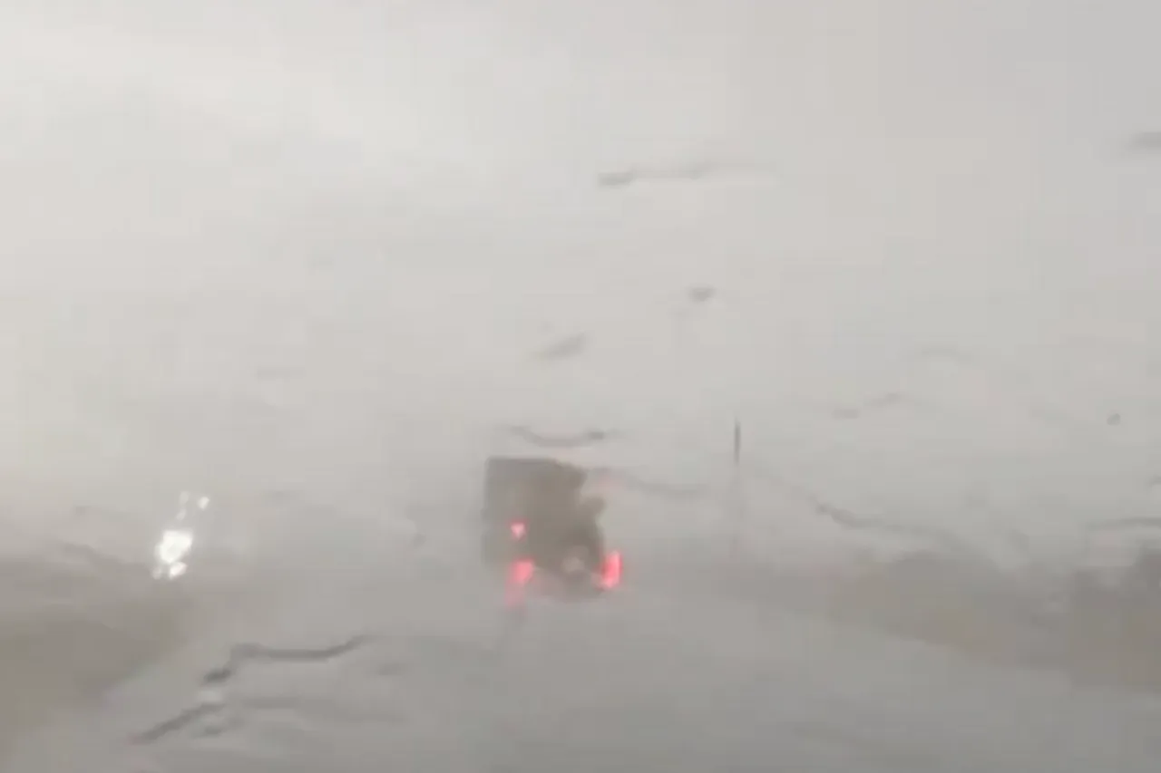 Deadly Winter Storm Hits US12