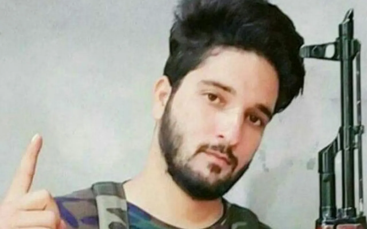 Shoaib Mohammad Lone joins ranks of Hizbul Mujahideen