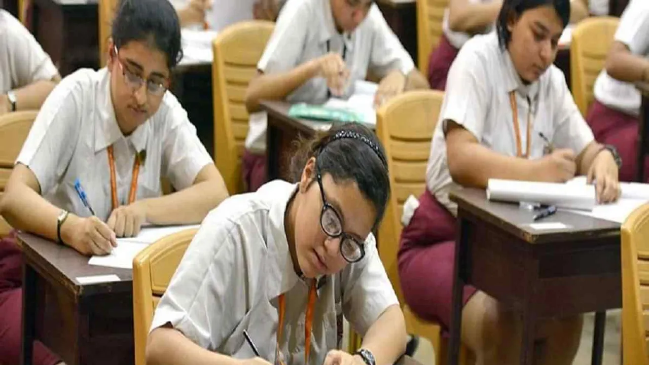 CBSE Class 12th Results Out, Delhi Records A Pass Percentage of 94.39%