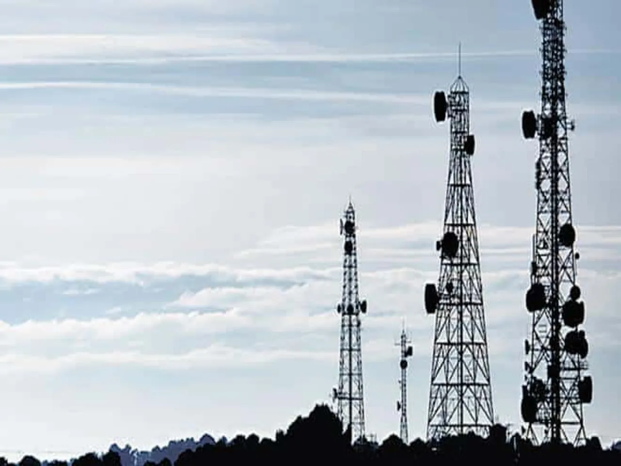 Pakistan prepares to expand its telecom coverage in Jammu & Kashmir