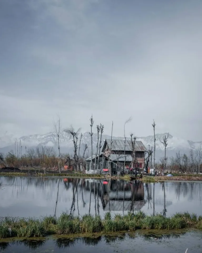 Kashmir meadows face water shortage