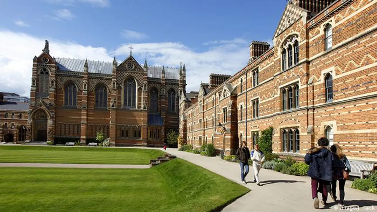 Top 10 Universities in the world