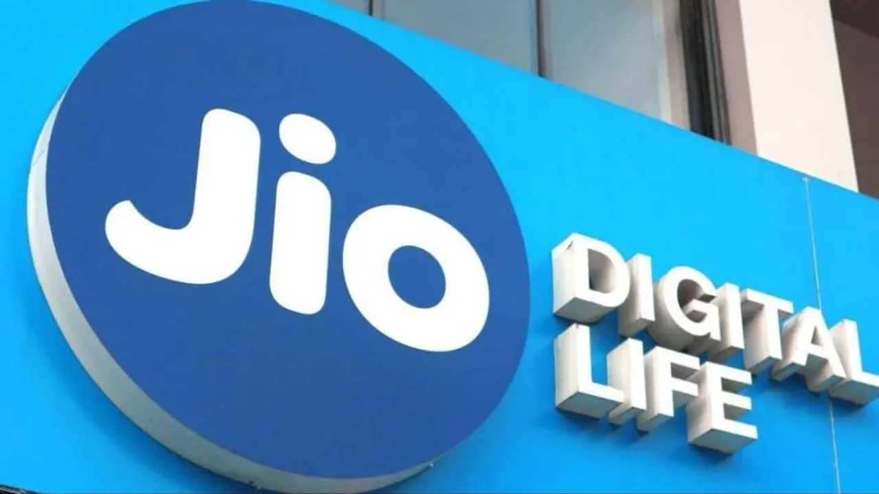 Jio vs Vodafone: Up to 12GB data under 100 Rs, these are best prepaid plans