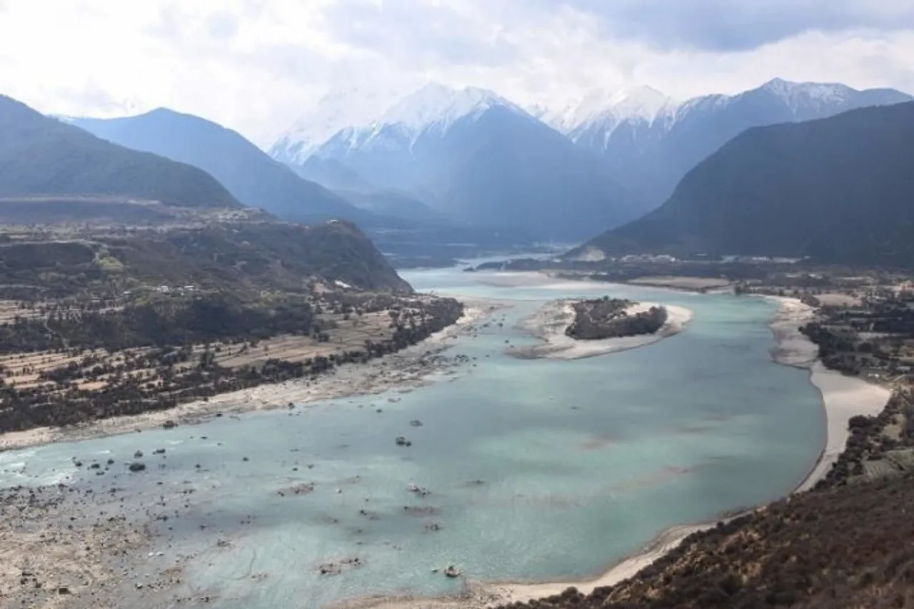 China's plan to construct a super Himalayan dam stirs fear in India