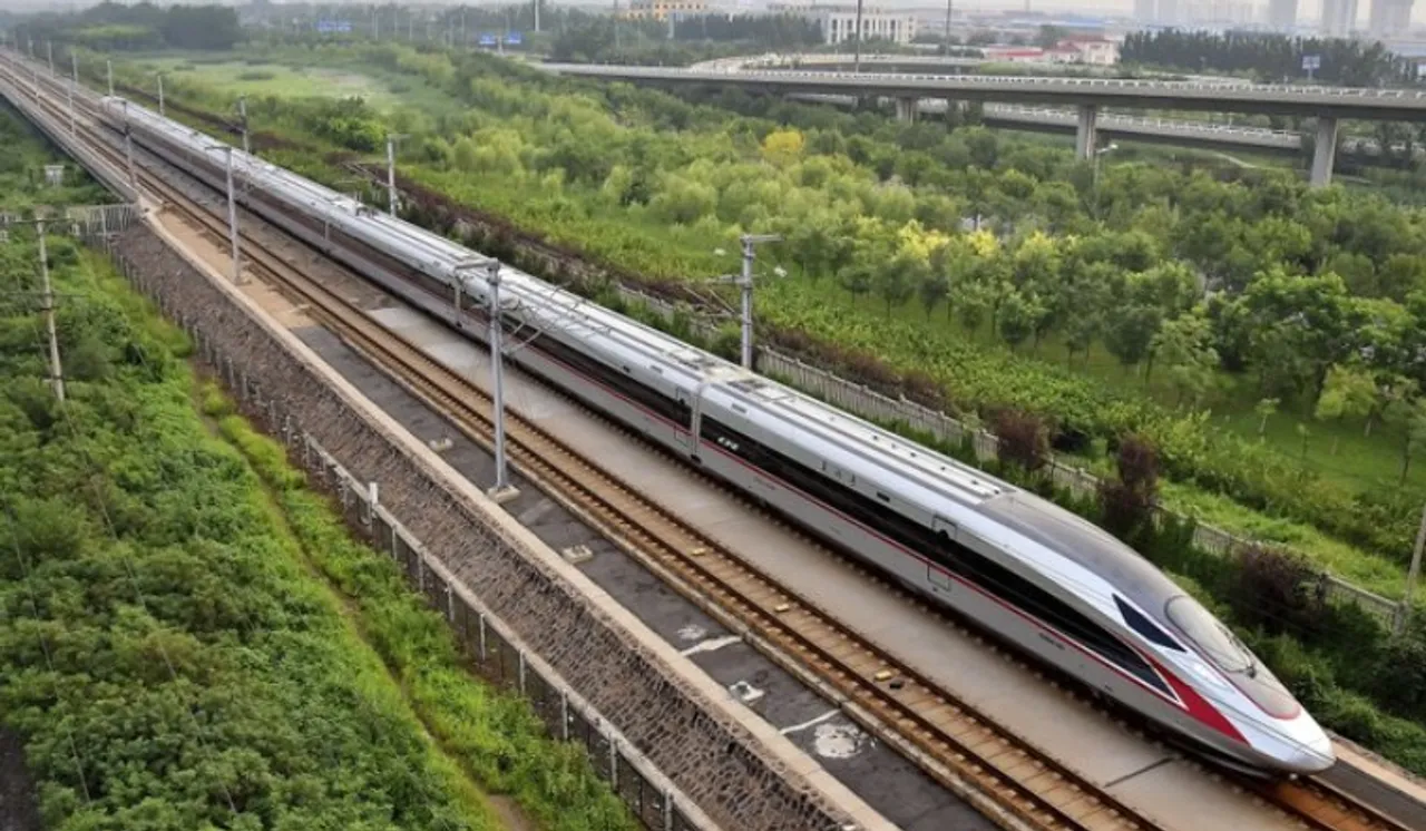 China started bullet train in Tibet