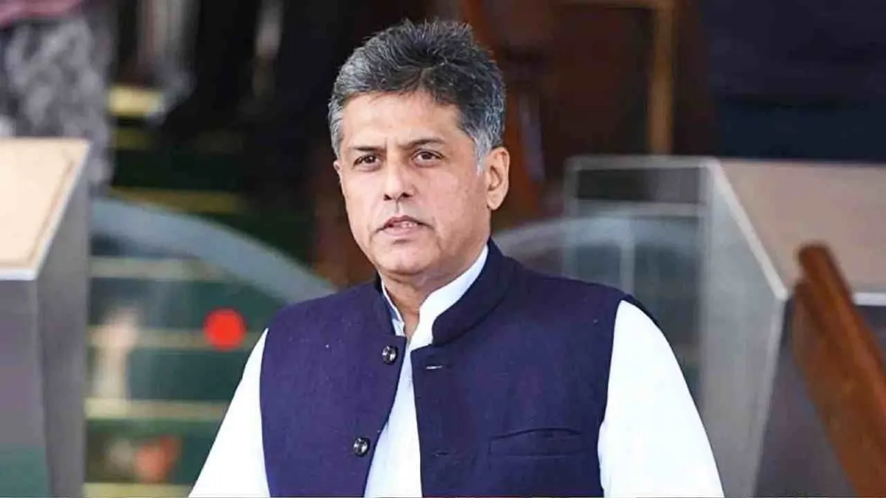 What is in Manish Tiwari's book that shocked congress