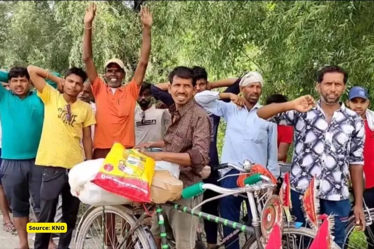 16 UP Yatris Travel to Amarnath Cave Sanctuary in Cycles