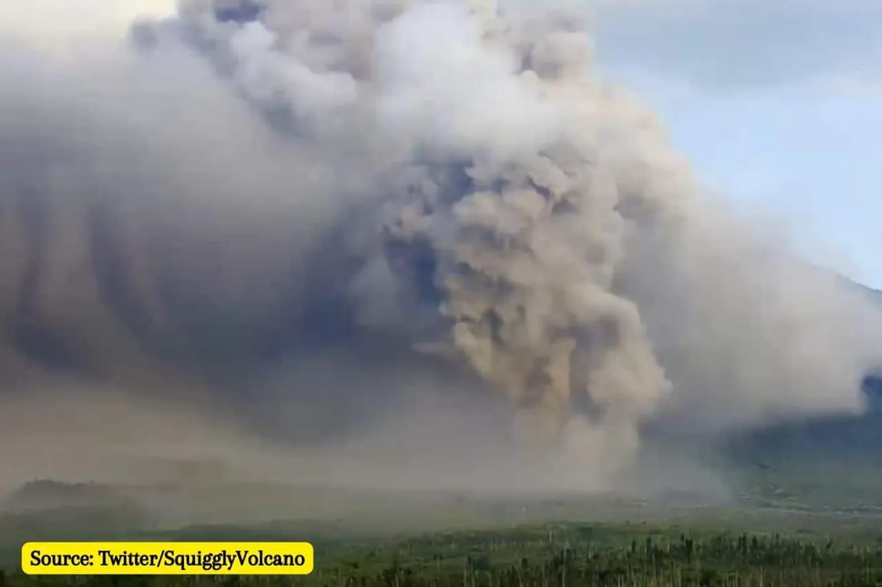 Why Indonesia's Mount Semeru erupts?