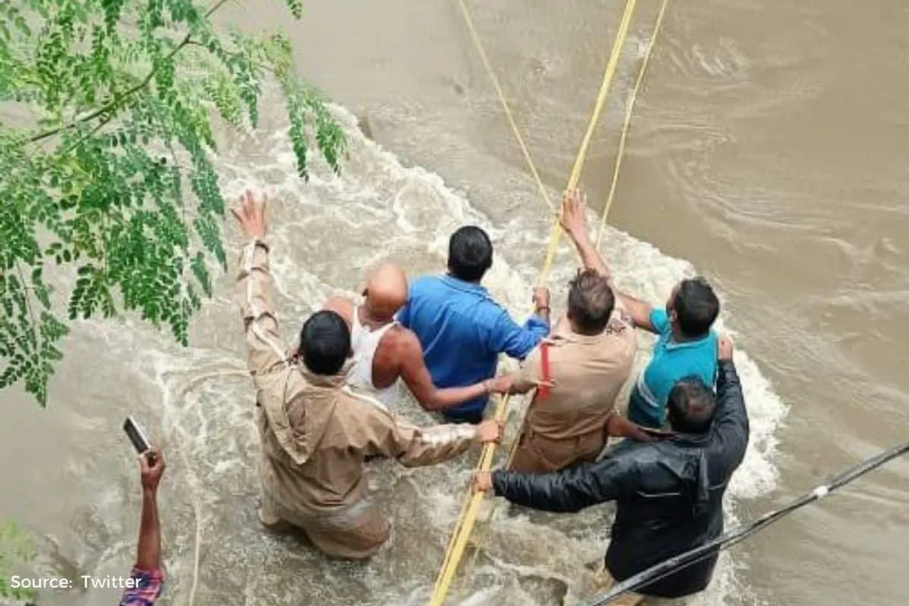 Flash floods devastate Andhra Pradesh & Telangana: rescue operations underway