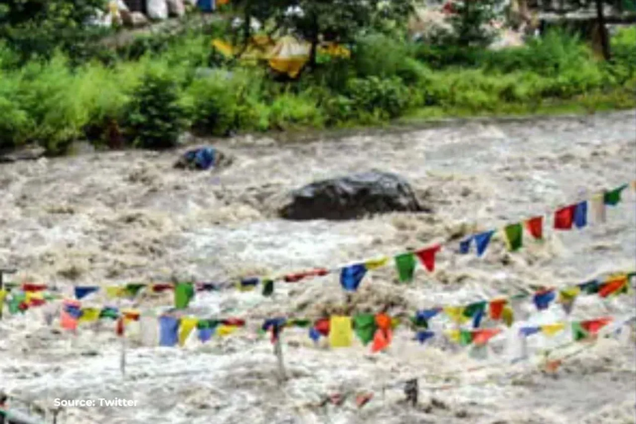 Uttarakhand rains: Ganga water level rises in Rishikesh