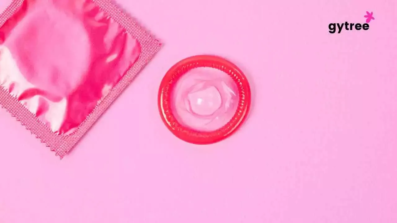 How to use a dental dam? Make it from a condom