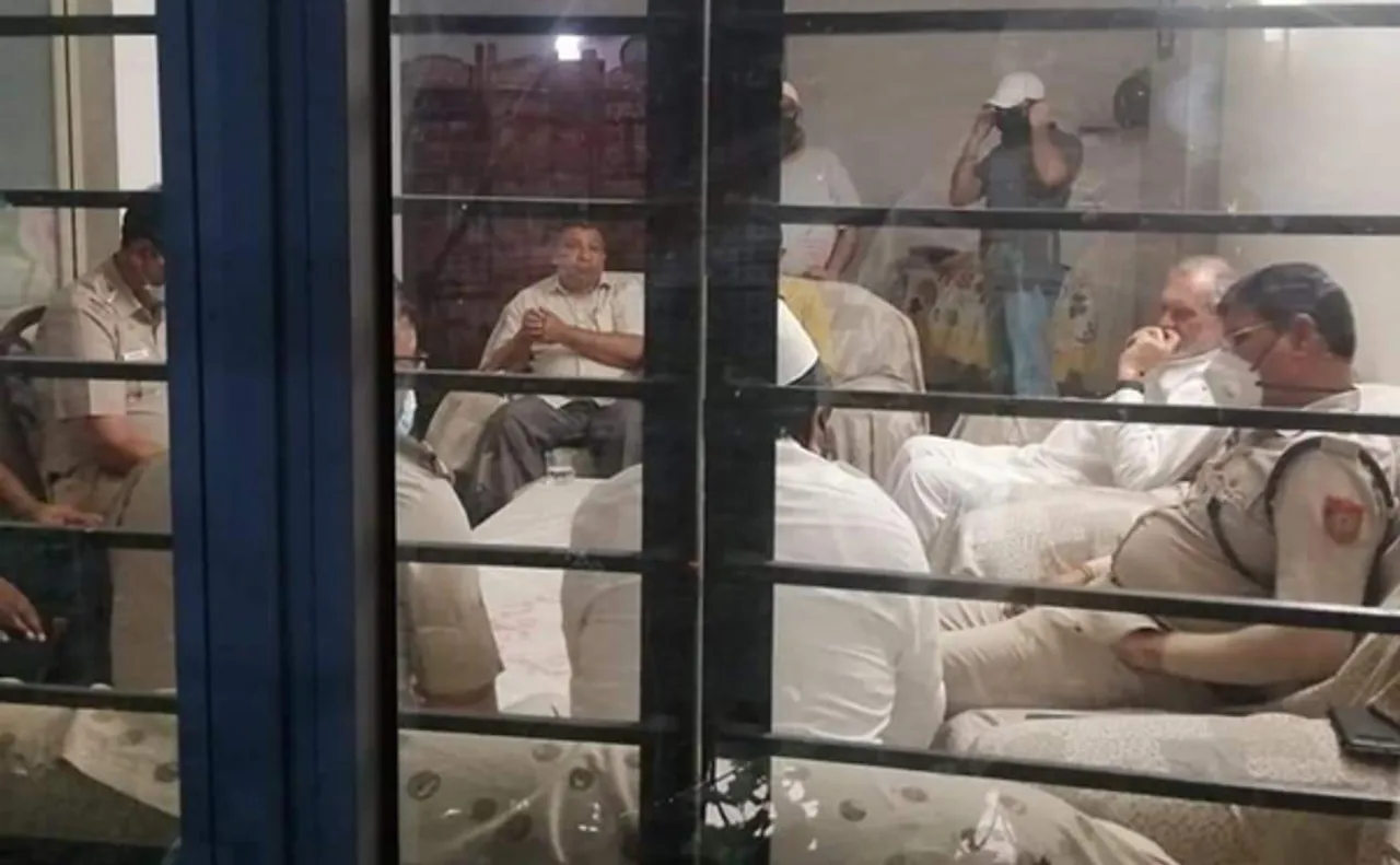 डॉ. जफरुल इस्लाम खान के आवास पर गृह मंत्रालय/ मोदी सरकार के इशारे पर दिल्ली पुलिस का छापा बेहद निंदनीय व शर्मनाक कृत्य