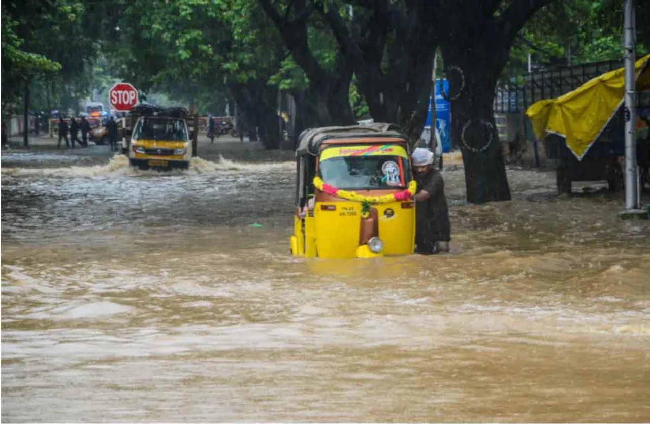 चेन्नई की बाढ़ : कौन ज़िम्मेदार है इस अव्यवस्था के लिए?