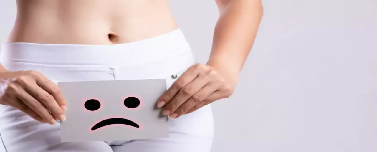 White Discharge: पीरियड के कितने दिन पहले वाइट डिस्चार्ज होता है