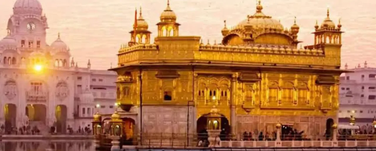 तिरंगे के रंग को लेकर Golden Temple में महिला को नहीं मिला प्रवेश