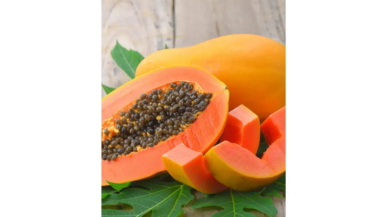 Papaya Benefits: जानें त्वचा के लिए पपीते के 5 बेहतरीन फ़ायदे