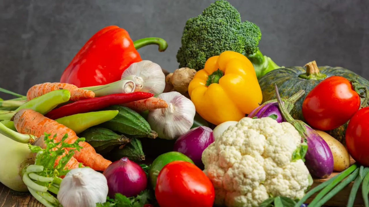Tips For Health: सर्दियों में मिलने वाली यह सब्जियां जरूर खाएं
