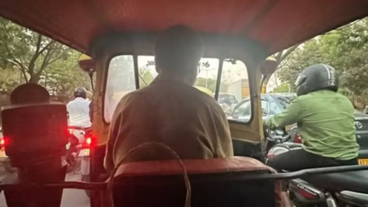 Bengaluru Woman Helps Auto Driver With Daughters Exam Preparation