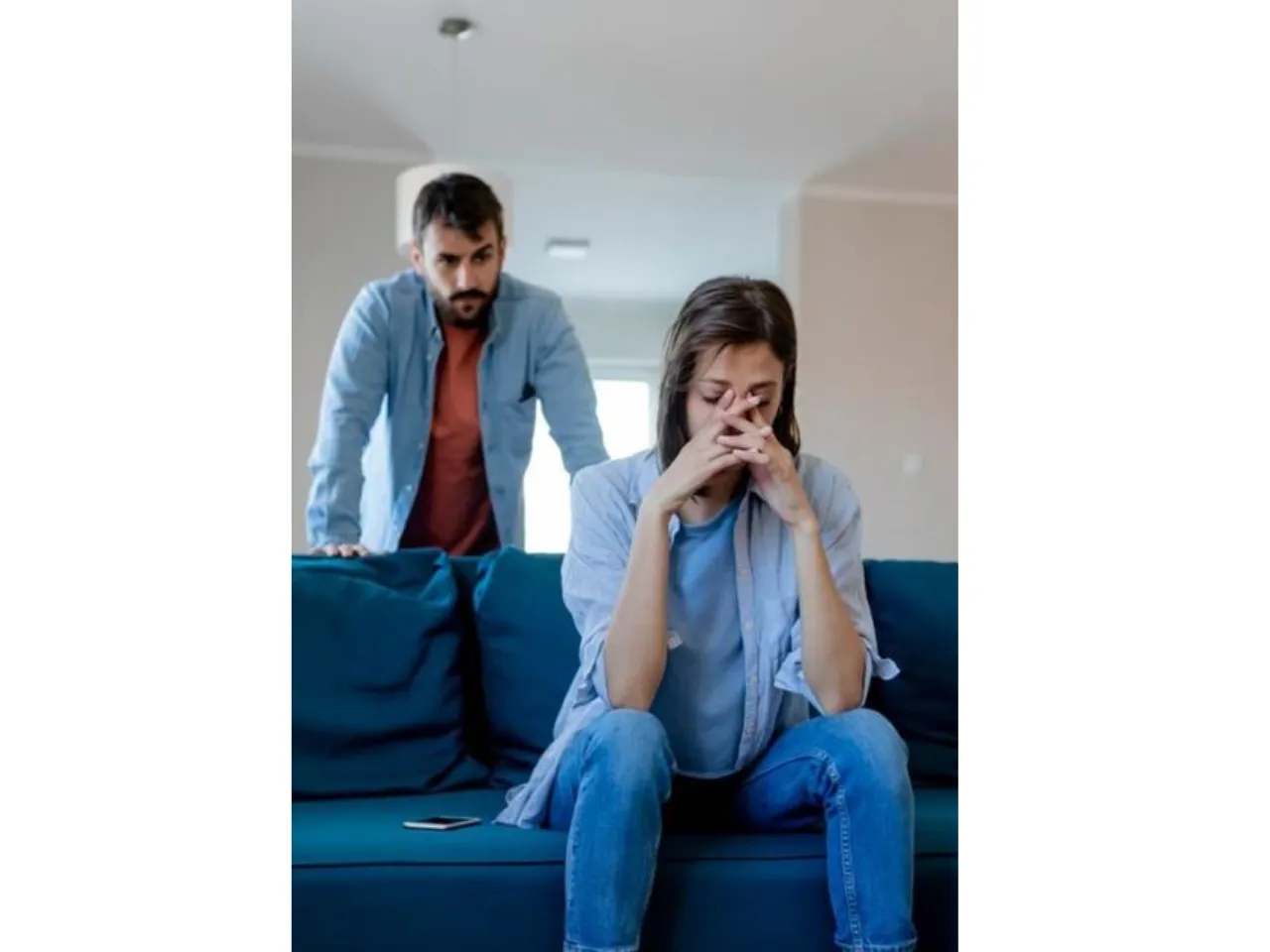 Relationship: क्या आपका भी पार्टनर रिश्ते में इंटेरेस्ट खो रहा है?