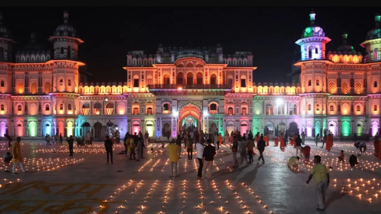 राम मंदिर प्राण प्रतिष्ठा के अवसर पर नेपान में रौशनी से सजा जनकपुर