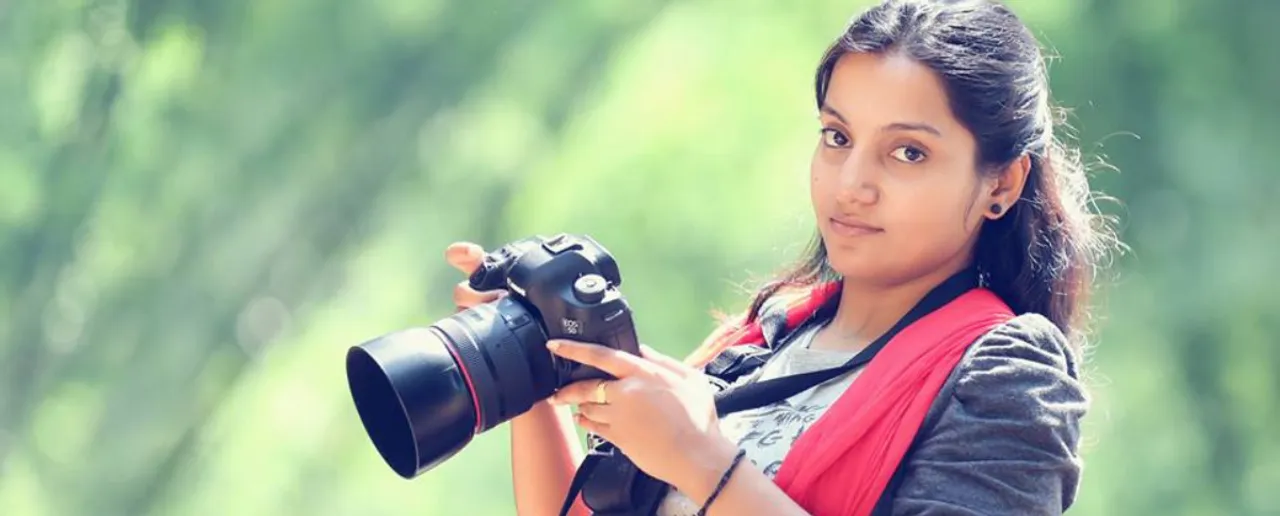 Women Photographer : 5 फेमस भारतीय महिला फोटोग्राफर