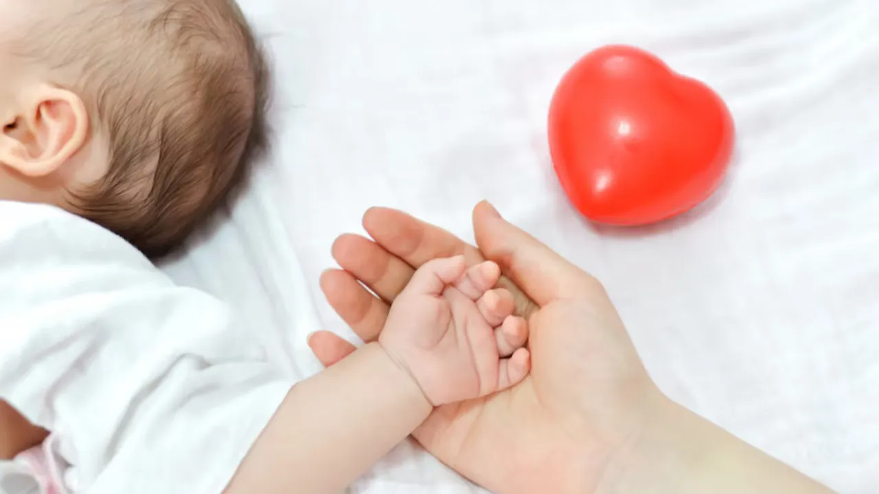 Infant Care: नवजात बच्चे की देखभाल के लिए 5 टिप्स