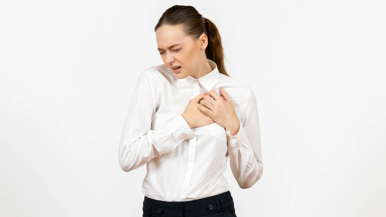Breast Pain: क्या हो सकते हैं महिलाओं में ब्रेस्ट पेन के कारण