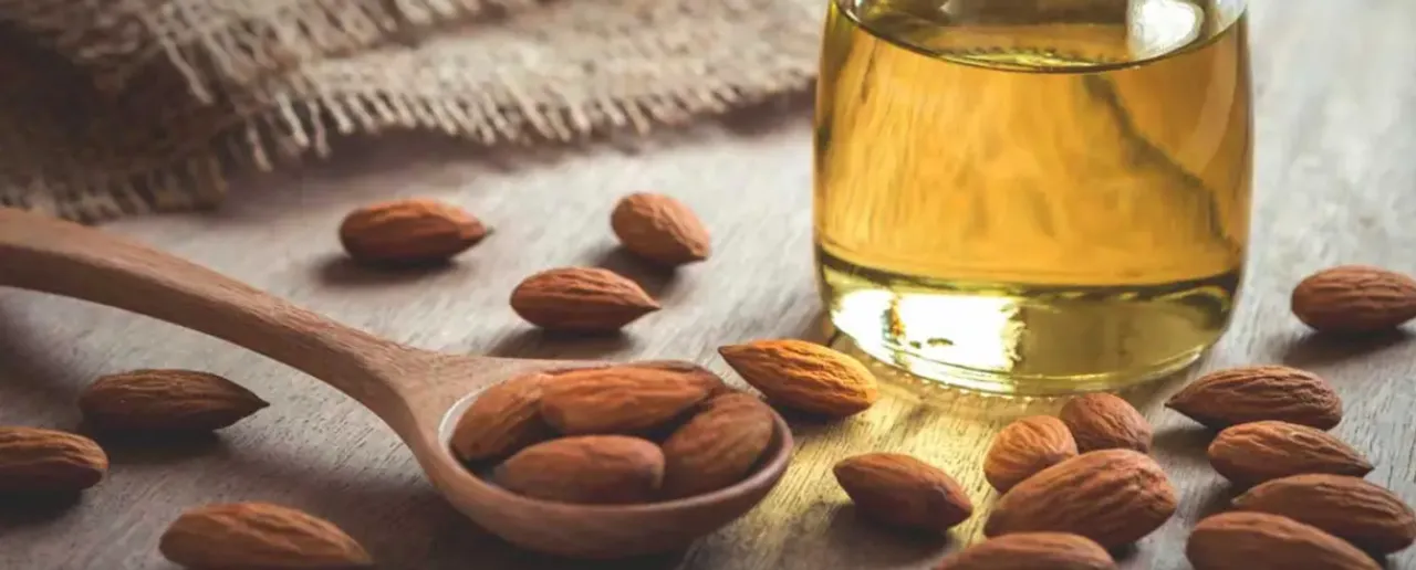 almond oil, image credit: healthline