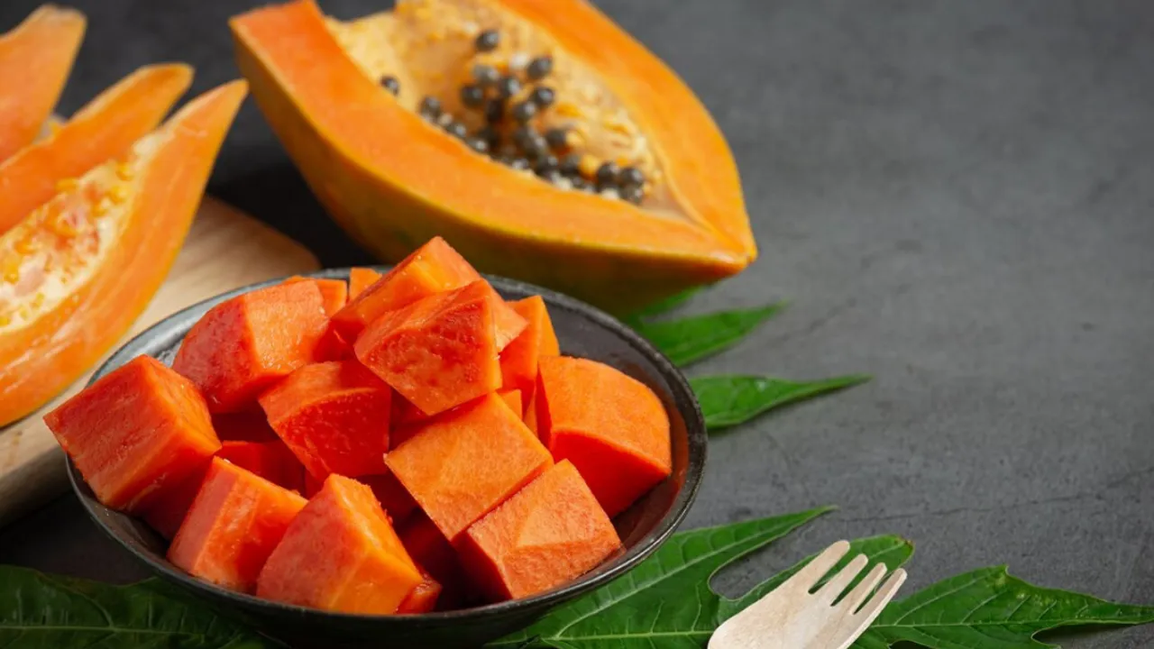 Papaya : जानिए पपीता खाने के बेहतरीन फ़ायदे