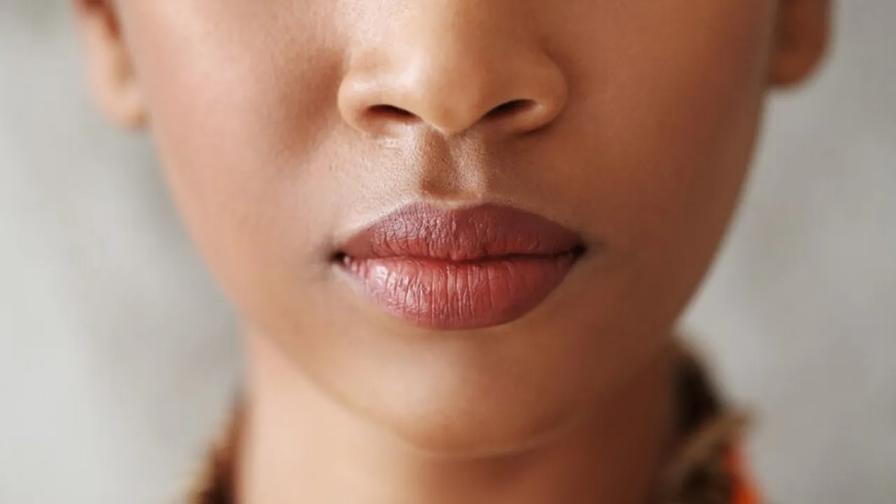 Dark Lips: आदतें जो होठों को काला बनाती हैं