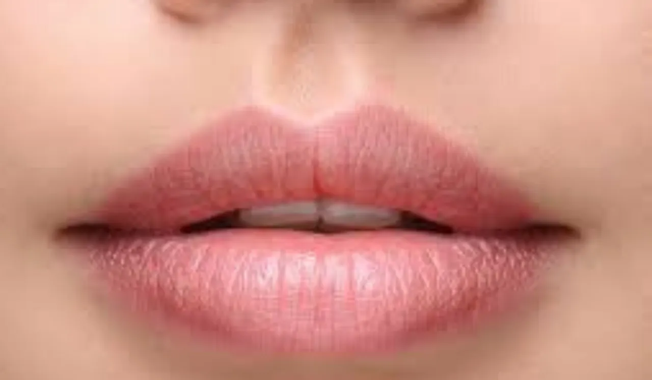 lips (IC: My Modern Met).png