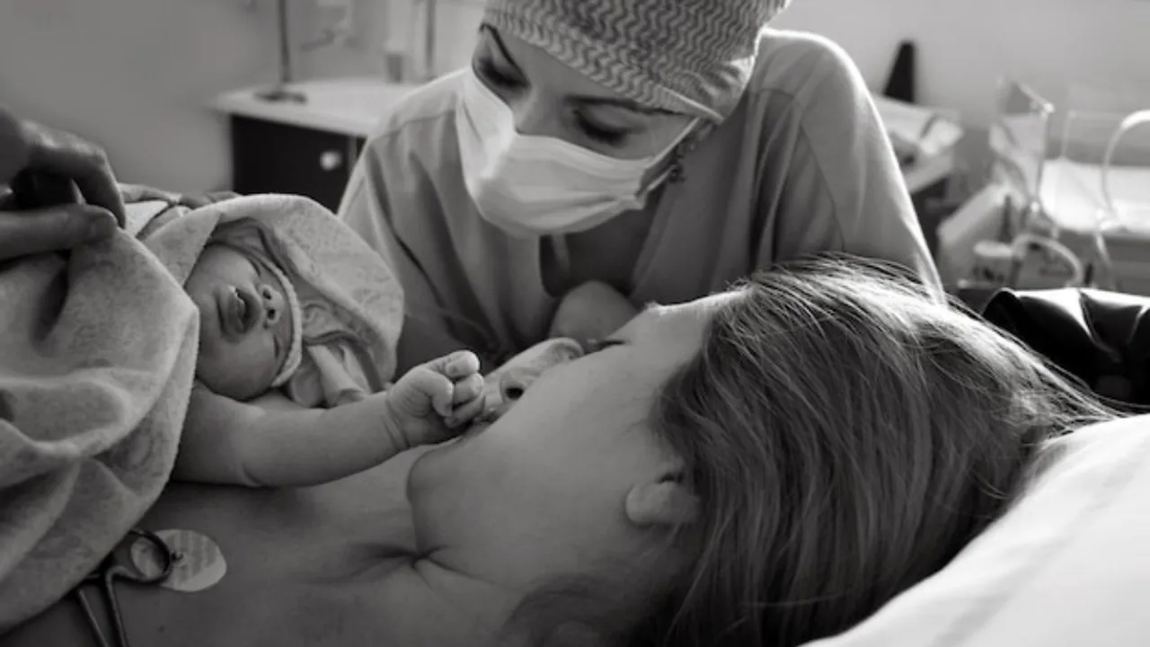 New Mom's: नई माओं के लिए खुद की देखभाल करने के 5 तरीके
