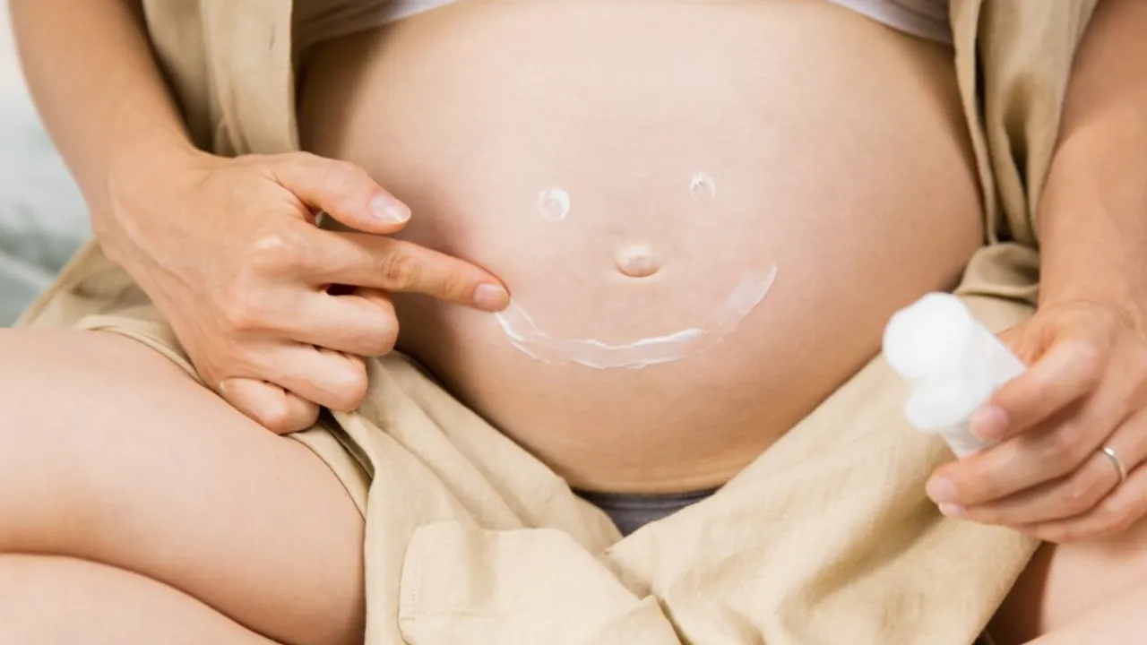 Skin Care During Pregnancy(Freepik)
