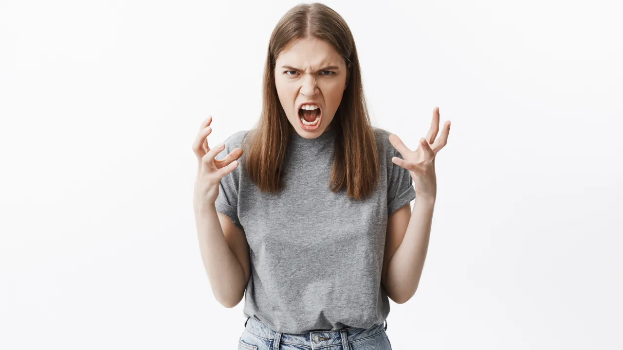 Anger Issues: जानिए अपने गुस्से पर काबू कैसे पाएं