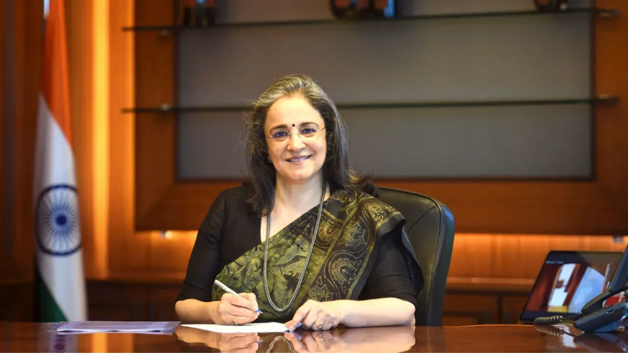 Woman Chairperson Of SEBI