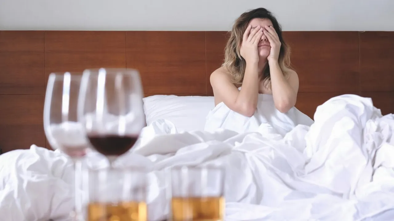 नशे और शराब का सेवन किस तरह कर रहा है, आपकी Sexual Health को प्रभावित?