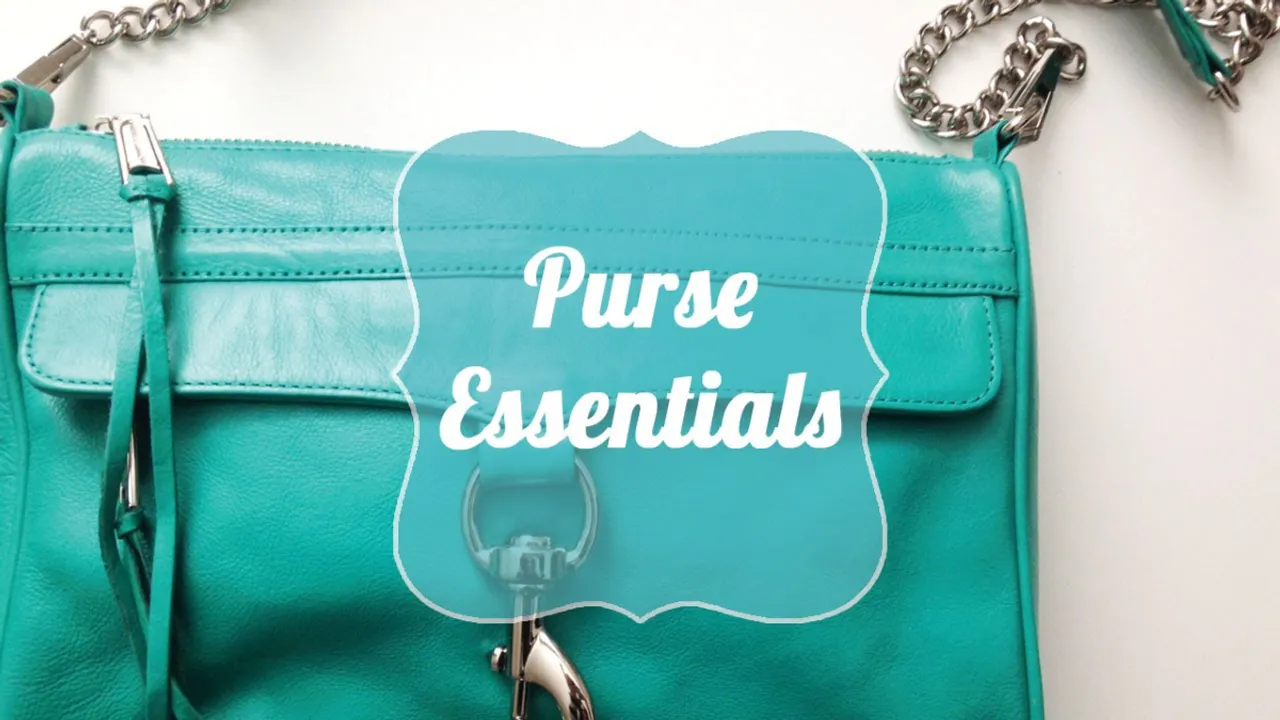 12 essentials that every woman must have in her bag