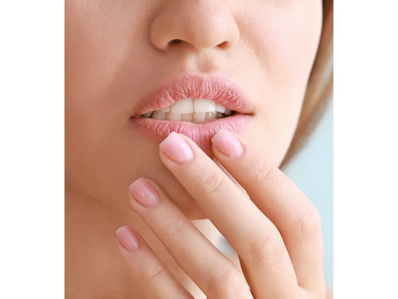 How to treat dry and chapped lips 
