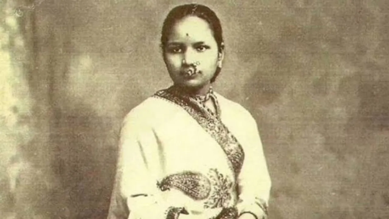 First female doctor of india