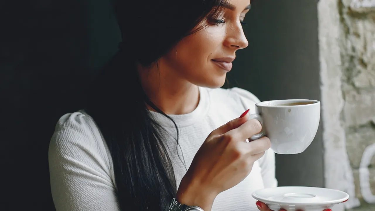 Tea Lover: जाने किन लोगों को चाय नहीं पीनी चाहिए