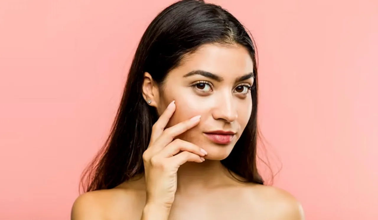 Tips For Oily Skin: अपने चेहरे को पूरा दिन ऑयल फ्री कैसे रखें?