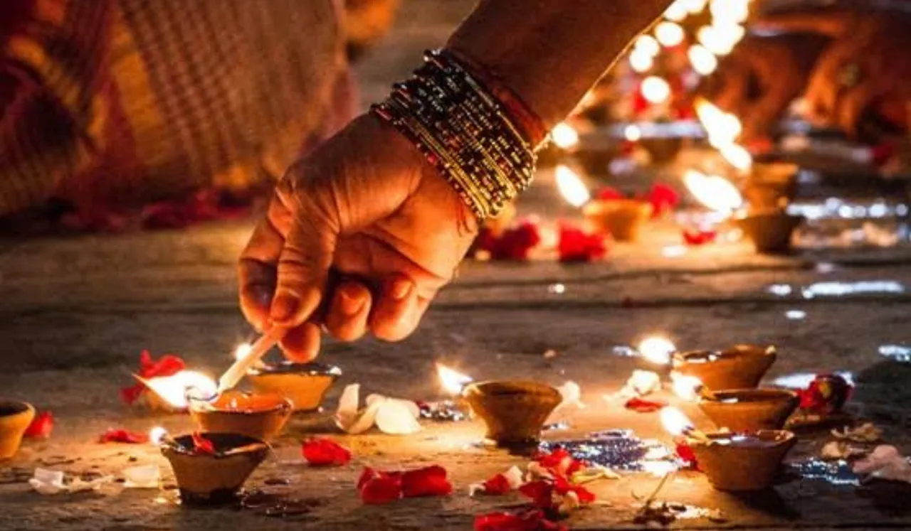 Diwali 2023 : दिवाली पर कौन सी मिठाई बनाएं?