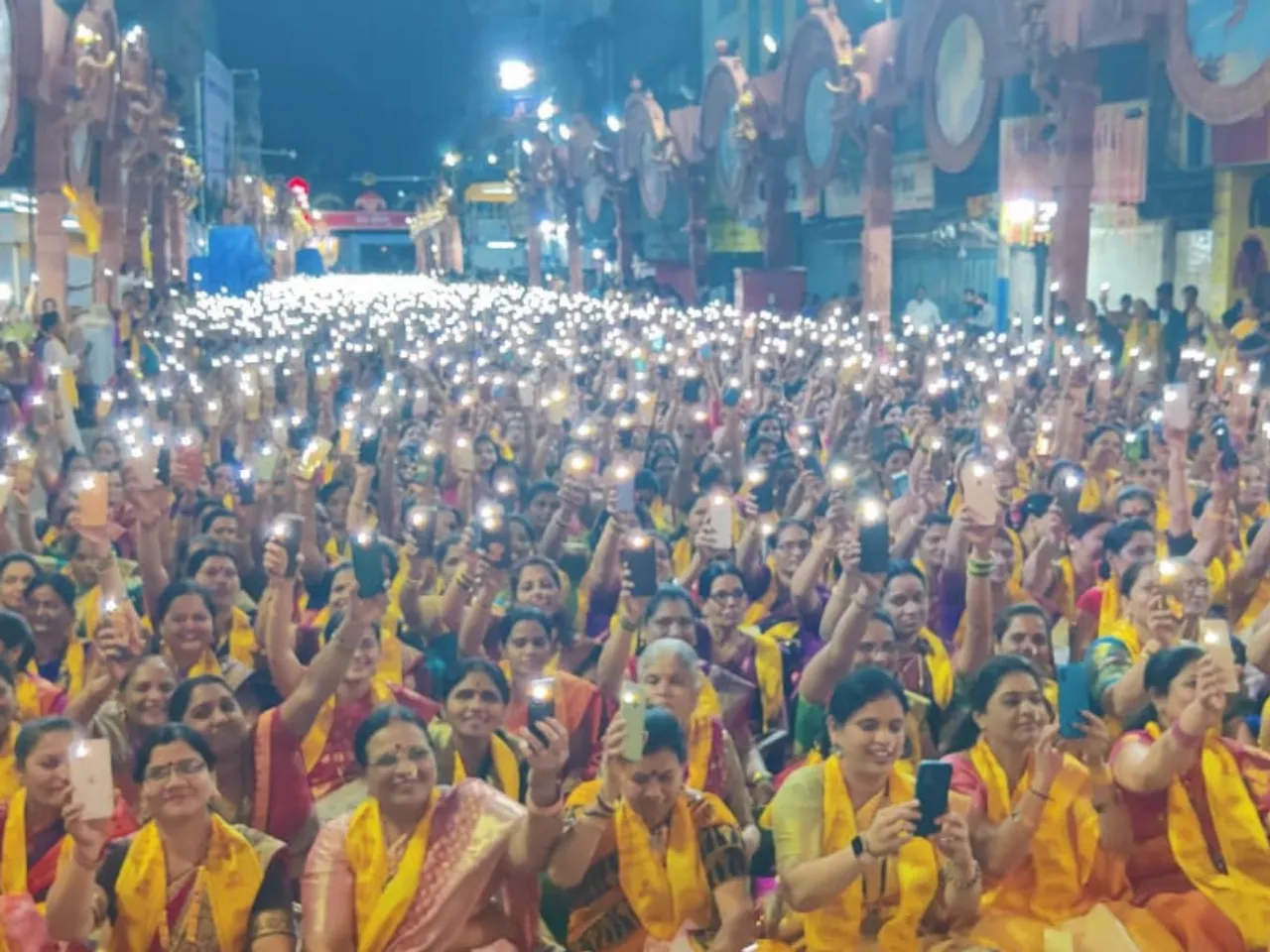 Ganeshotsav पर 35000 महिलाओं ने गणपति अथर्वशीर्ष का किया पाठ