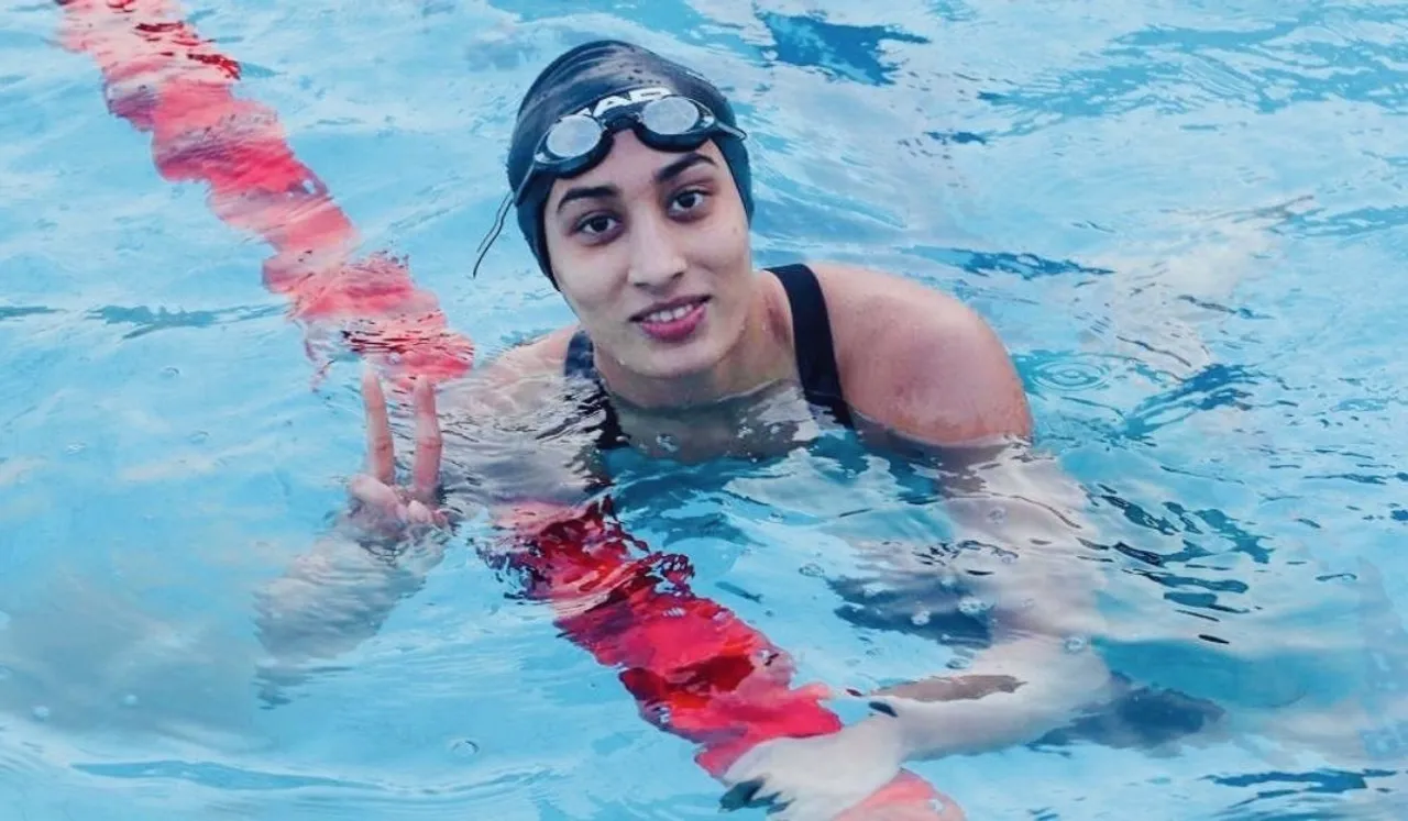 Maana Patel कौन हैं ? ओलंपिक के लिए क्वालीफाई करने वाली भारत की पहली महिला स्विमर