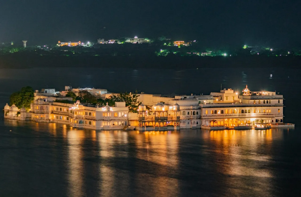 Jagmandir palace in Lake Pichola Udaipur