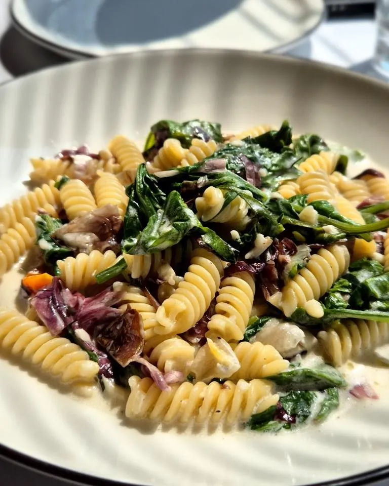 Pasta al gorgonzola e radicchio Veg 1