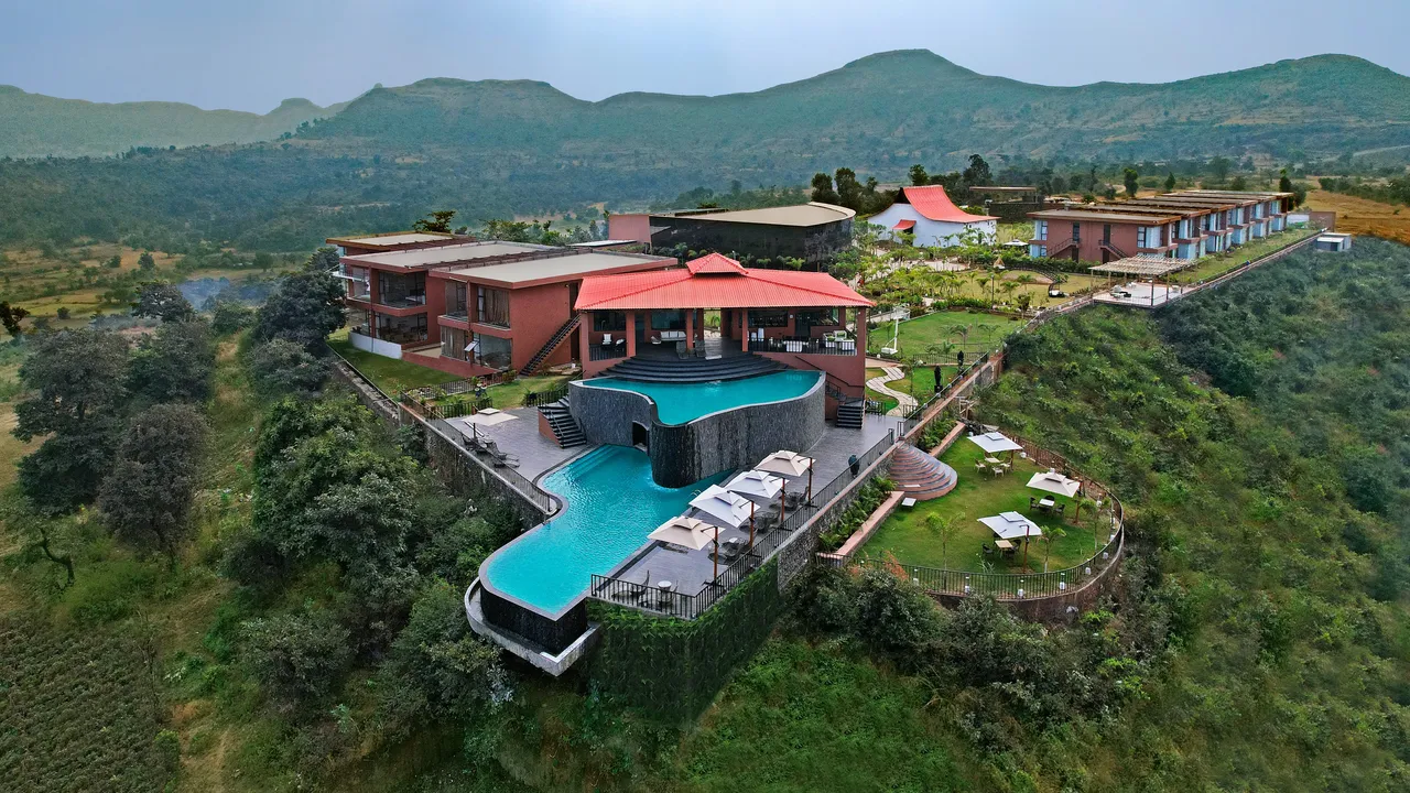 The Fern Heaven on The Hills, Hatgad-Saputara