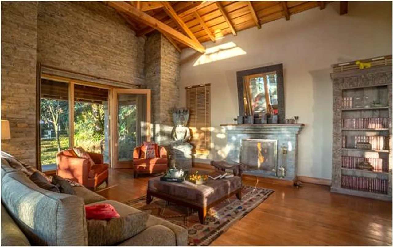 Discover the Rhododendron trail experience at Mary Budden Estate~