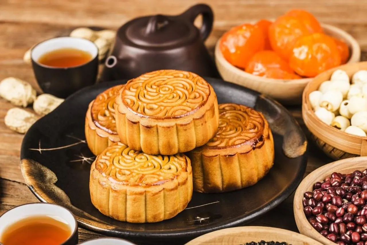 MOON CAKE